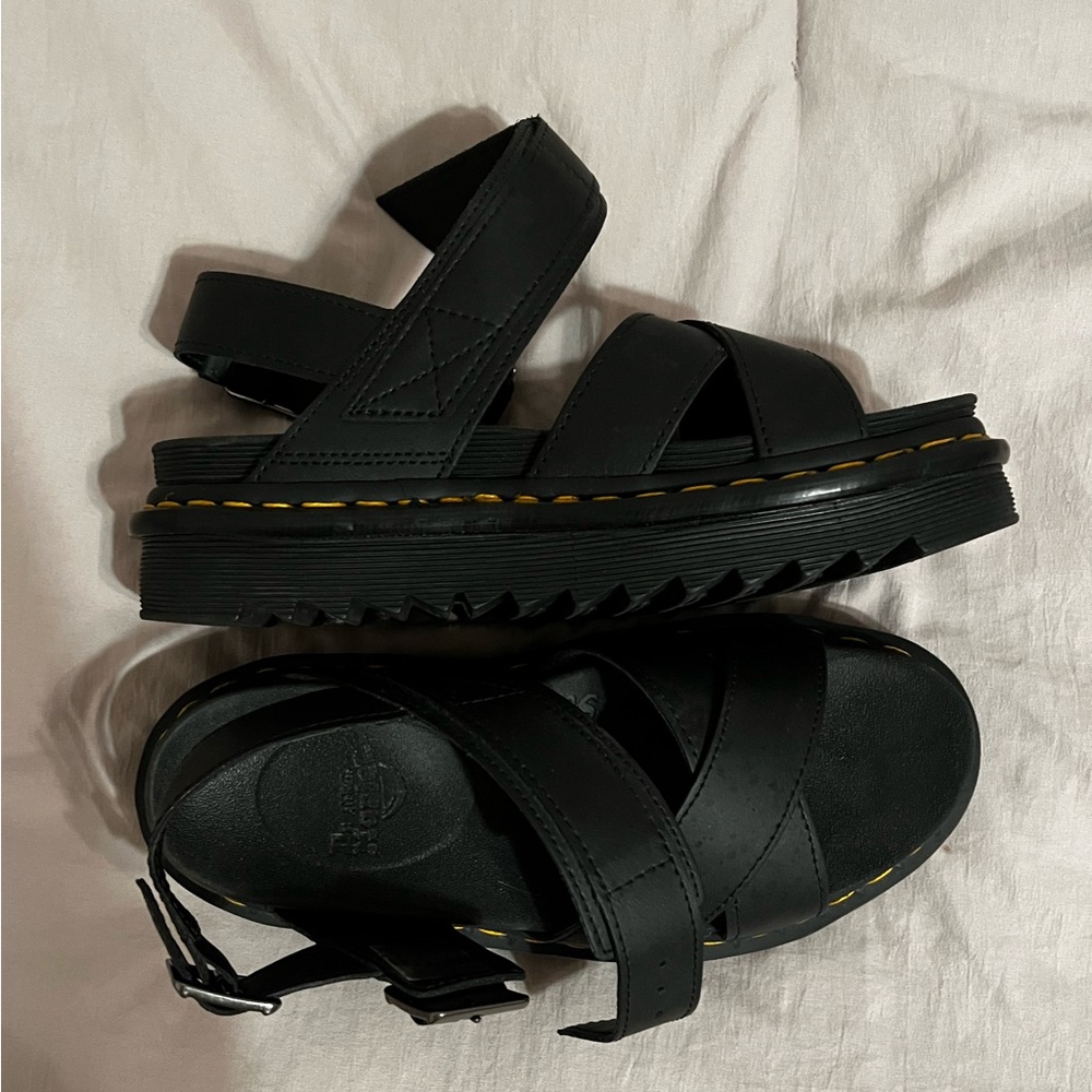 Dr. Martens Sandal